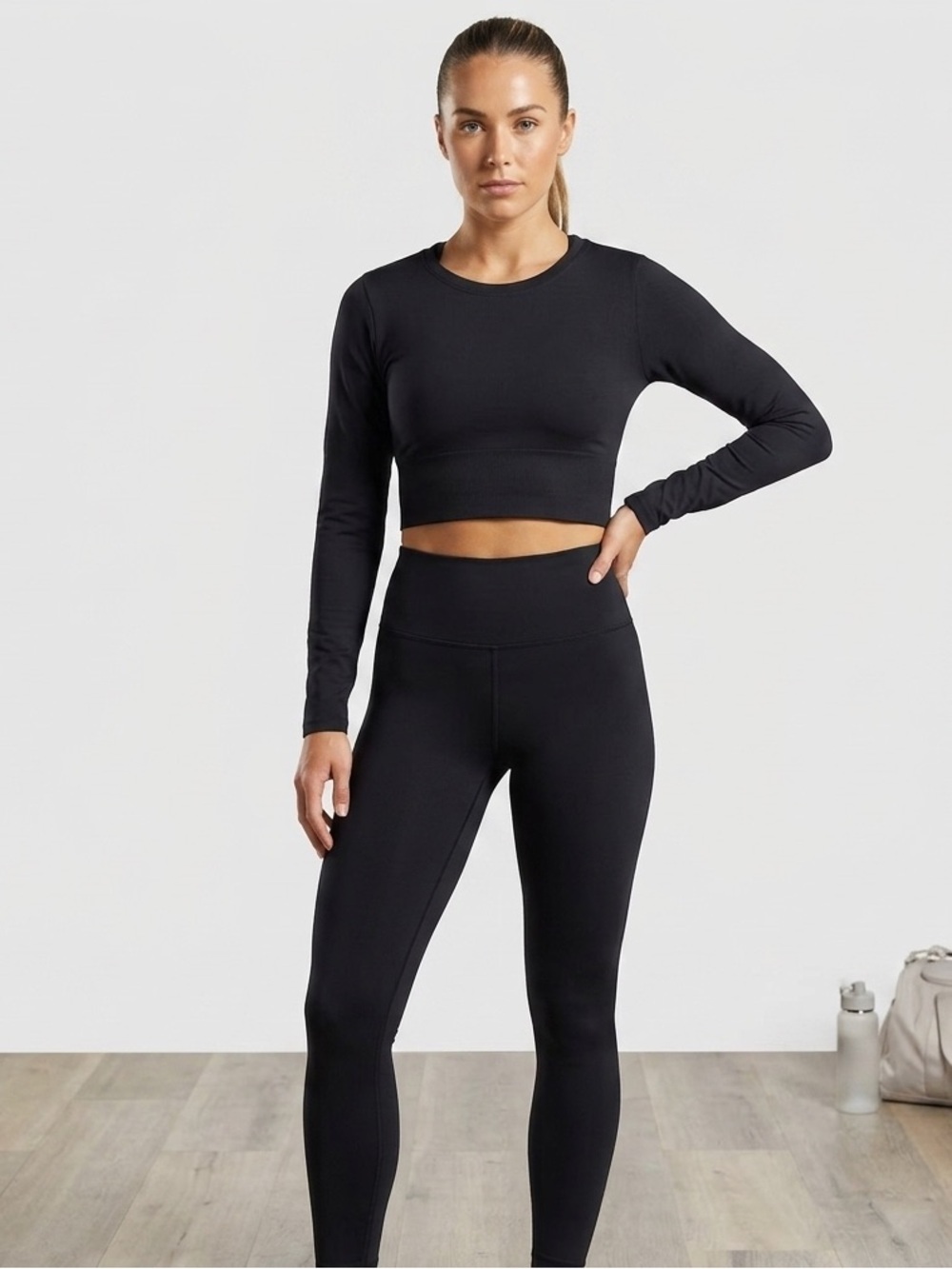 Offline By Aerie Black Long Sleeve Cropped Crewneck Top Size Medium